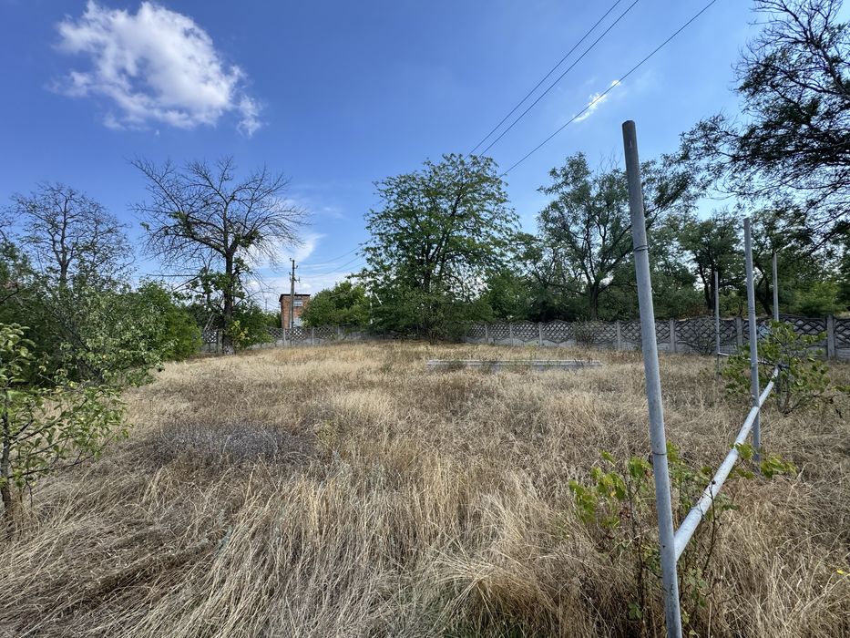 Продаж Адмінбудіілі з власною территорією м.Снігурівка Башт.  р-ну