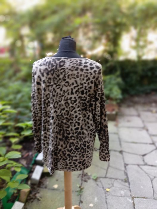 Sweterek włoski firmy The 2 Style