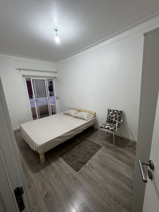 Arrendo Quarto com varanda Vila Franca de Xira