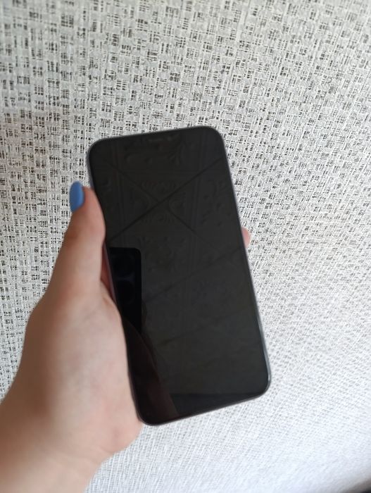 Iphone 11 на 64гб+новая батарея