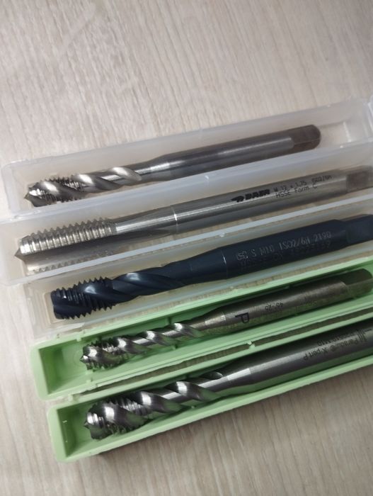 Метчик Yamawa (Япония), Baer, OSG s-sft , Fanar, WALTER AG.
WALTER AG