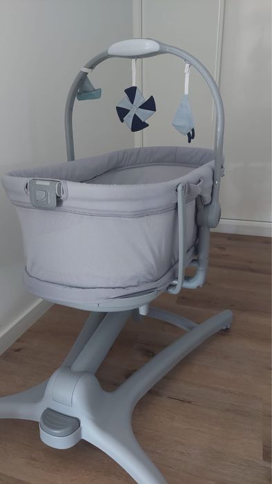 Chicco – Baby Hug 5 em 1 Pro  com colchão