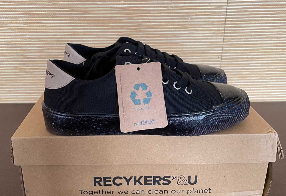 Recykers Camdem Trampki czarne  r.39 25cm