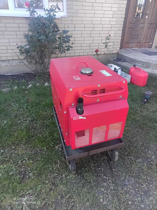 Дизельний зварювальний генератор.