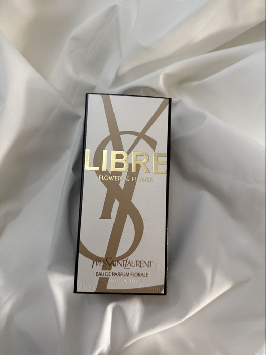 Yves Saint Laurent - Libre Flowers & Flames