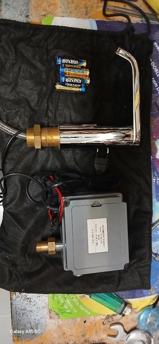 Torneiras de lavatorio elétricas