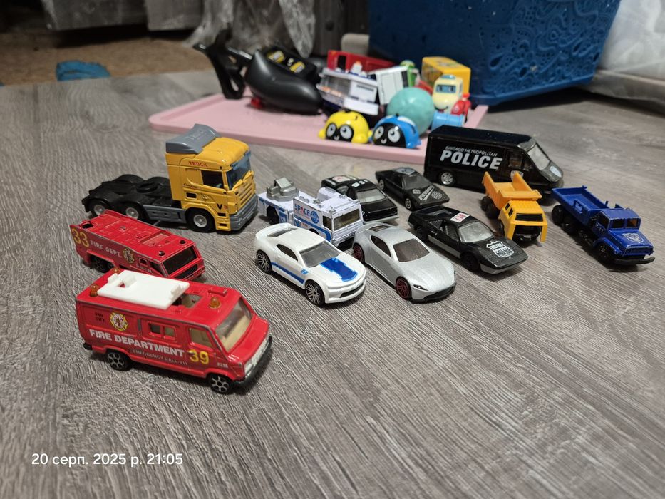 Машинки Автомобілі