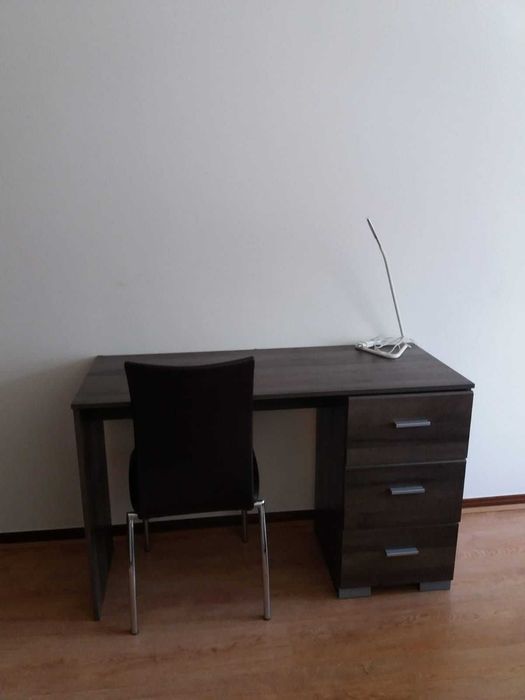 Quarto (F/M) estudante/trabalhador