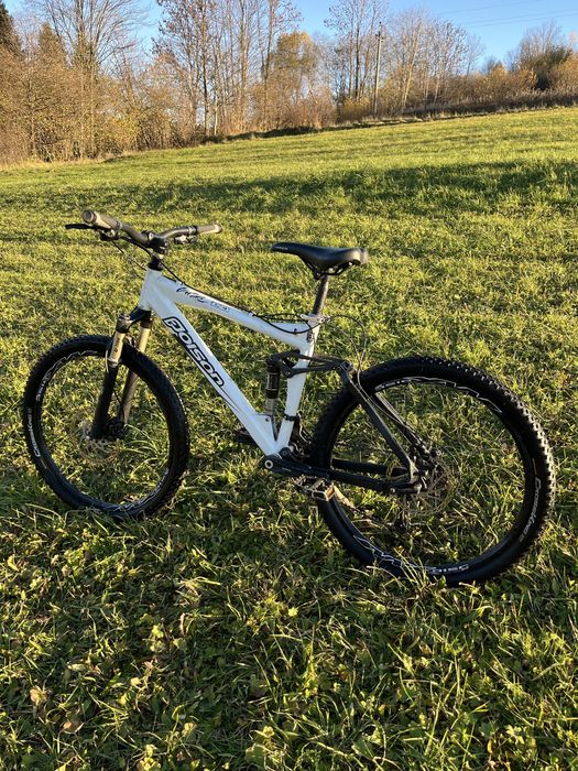 Rower enduro poison full  (dh Rock shock x fusion)