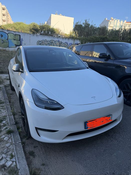 Tesla model y Dual Motor 2024