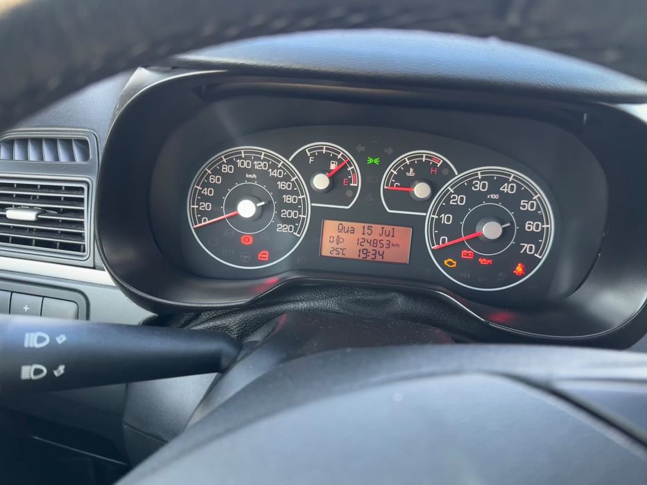Fiat Grand Punto 2007- Gasolina