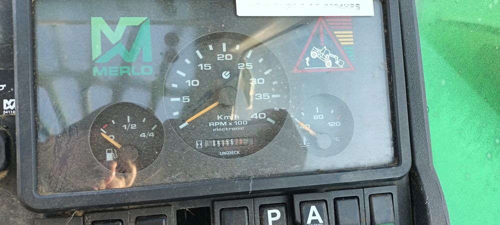 Merlo Panoramic 2008 рік телескопічний навантажувач