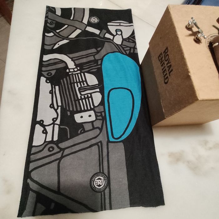 Porta chaves e Puff Royal Enfield