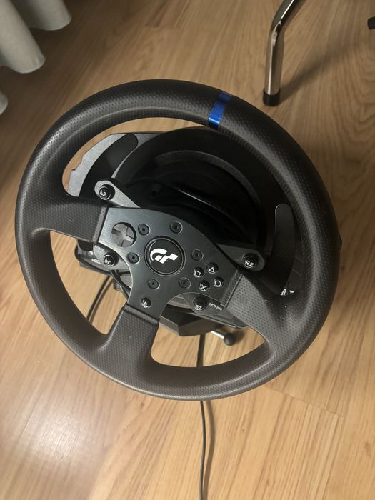 Volante trustmaster T300