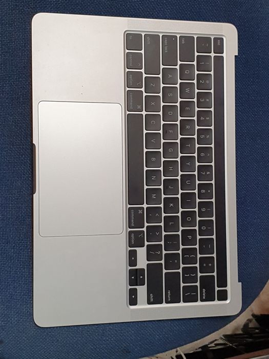 Топкейс apple macbook pro a2289 silver space gray