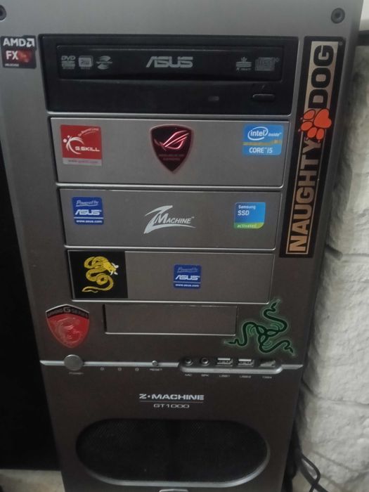 Torre zalman z-machine