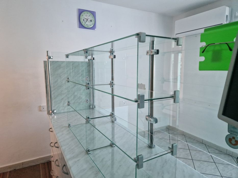 Regal szklany,witryna,