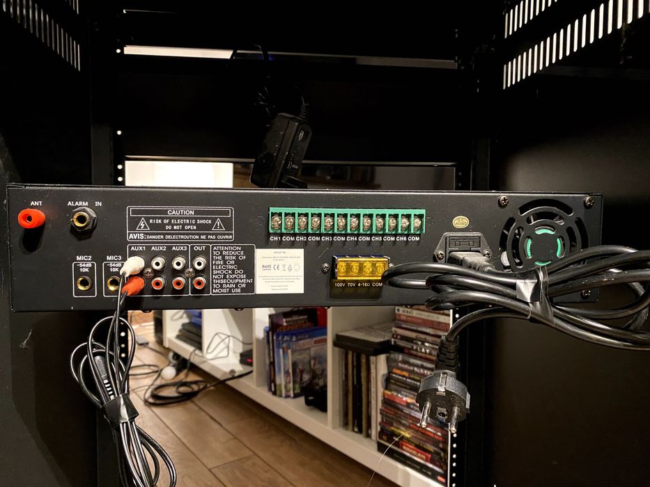 Wzmacniacz radiowęzłowy MRS 150W, Sterownik DMX LIGHT4ME, Szafa RACK19