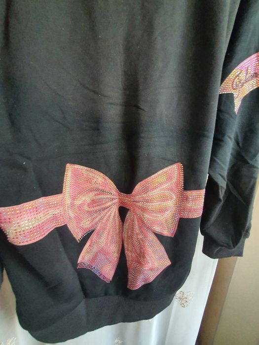 Свитшот мишка в камешках