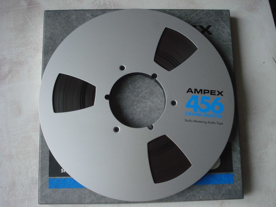 Професійні бабіни Ampex (32шт.)