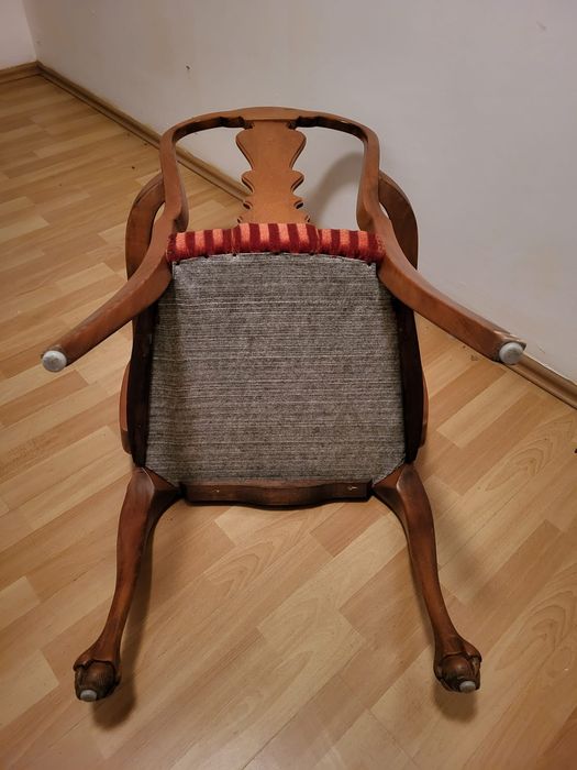 Piękne solidne krzesło antyczne antyk