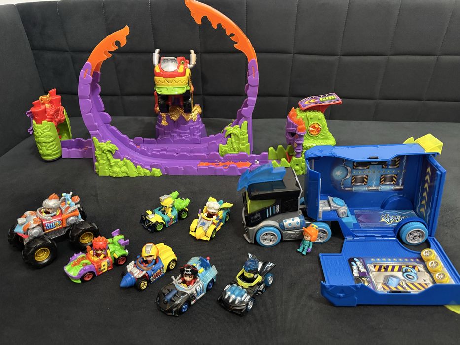 Zestaw zabawek T-racers Grzędzice • OLX.pl