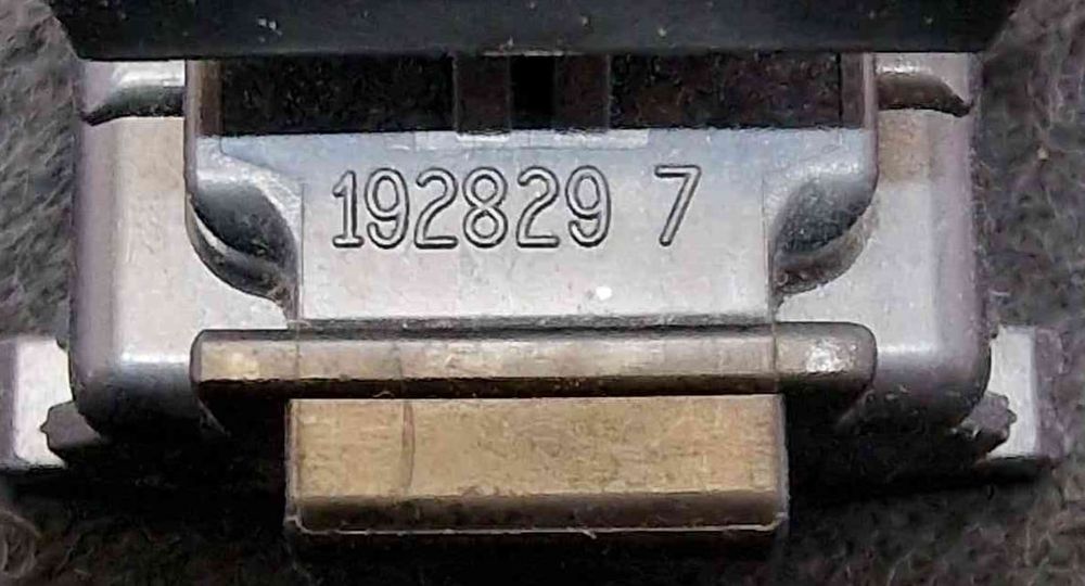 Comando / Botão / Interruptor Vidros Frente Direito 1928297 - TOYOTA AURIS