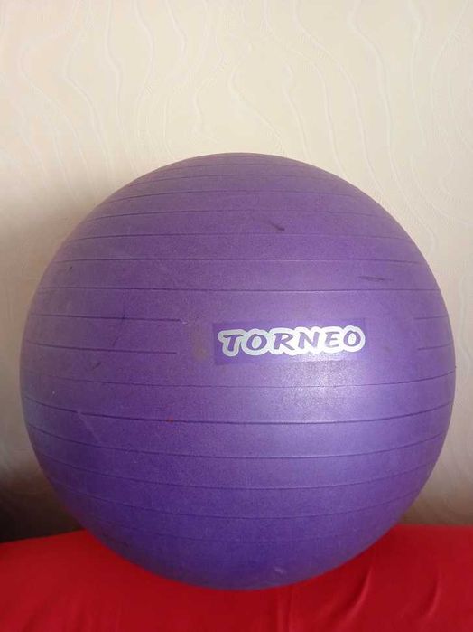 Гімнастичний м'яч Torneo. ø 85 см.
