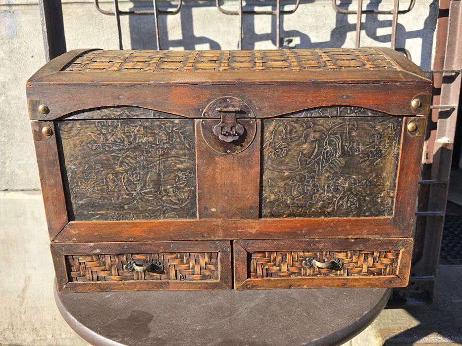Stara duża szkatułka drewno skrzynka kufer