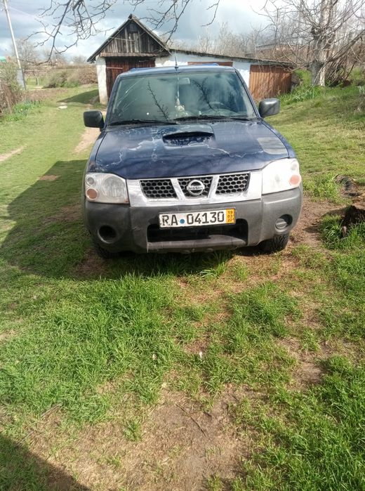 Нісан навара D22,NP300