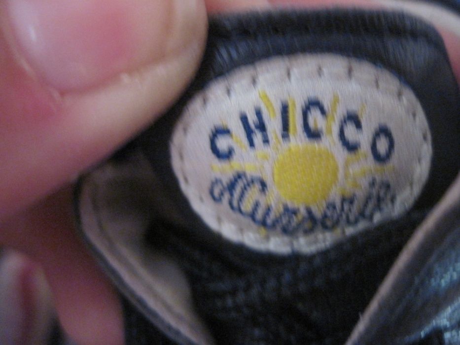 Botas chicco tamanho 17