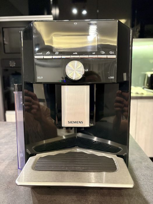 Siemens EQ.9 s300 | Zadbany | Adapter do mleka