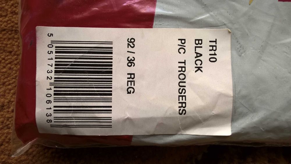 Spodnie Harpoon czarne 92/36 REG/proste