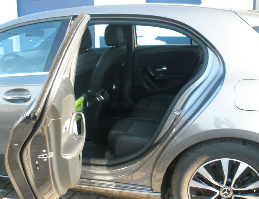 Mercedes A180 Como novo