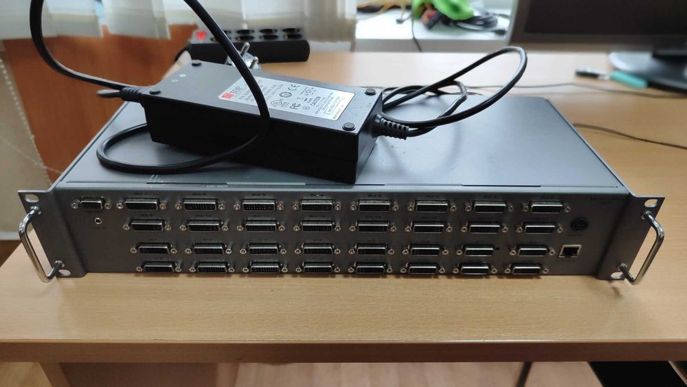 Матричний відео комутатор DVI 16х16 Gefen EXT-DVI-16416