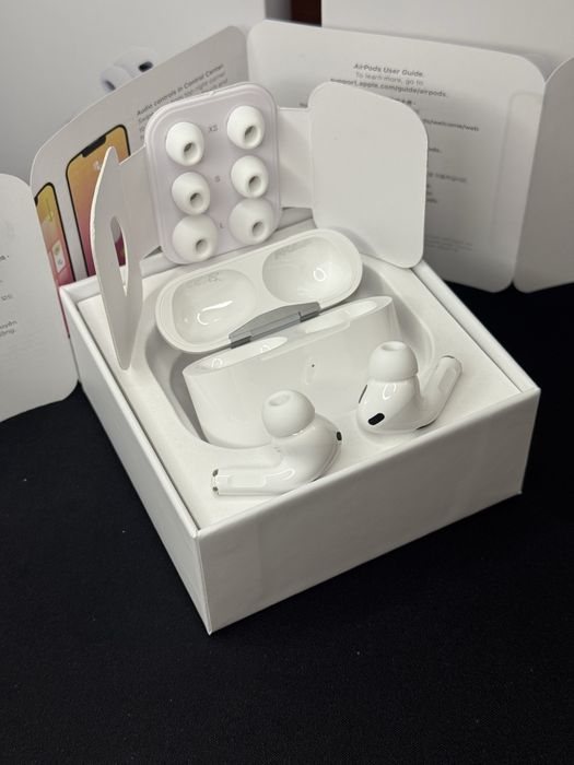 Навушники Apple AirPods Pro 2