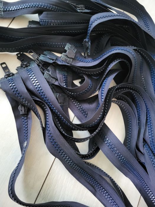 Змійки, молнії темно сині