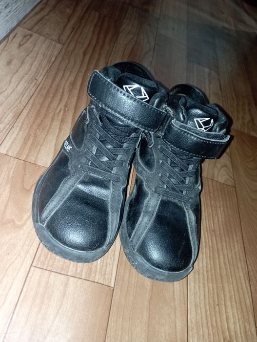 Зимние кроссовки на мальчика