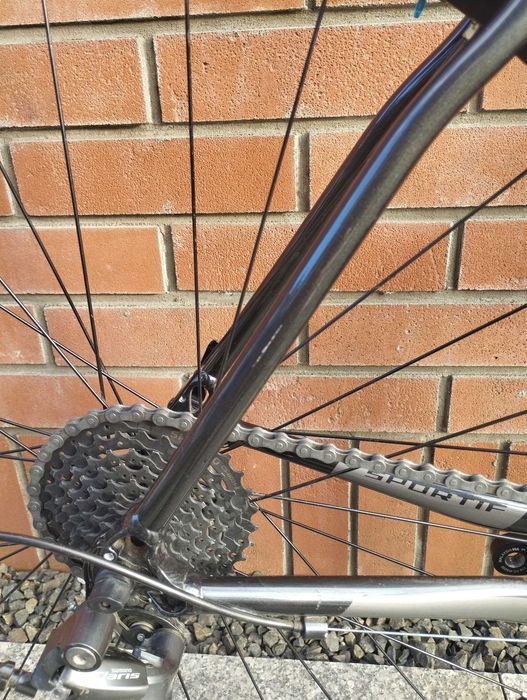 Rower Szosa Fuji Sportif 2.3 Shimano Claris XL