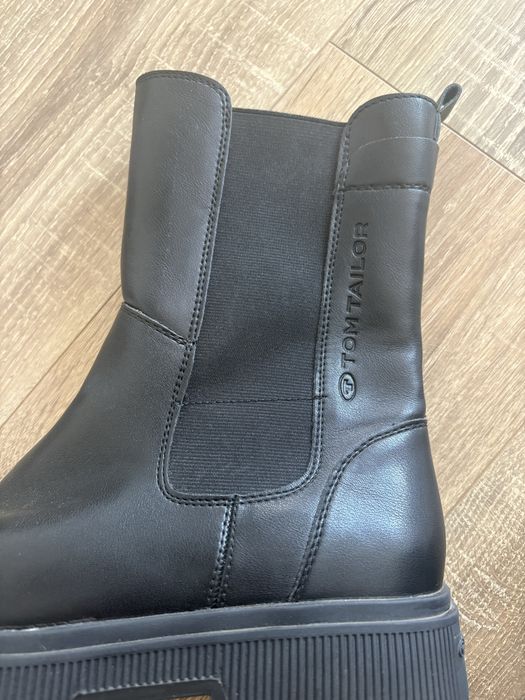 Jesienne buty TomTailor wysoki stan rozmiar 40