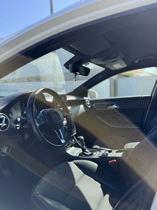 Mercedes a180 2013 — photo 3