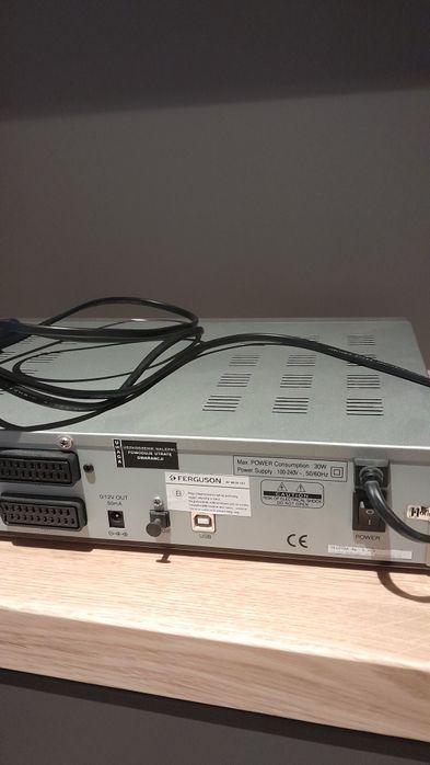 Tuner satelitarny Ferguson AF 8018 UCI