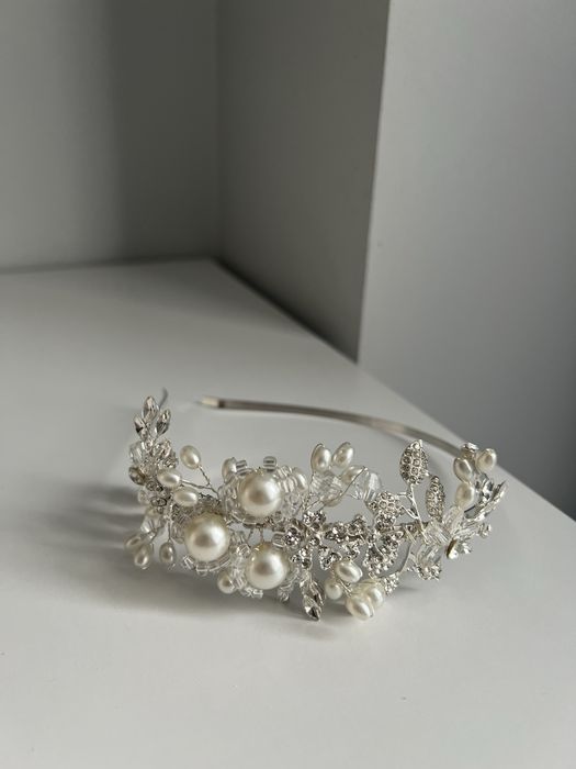 Обруч‑ободок із кристалами й перлинами