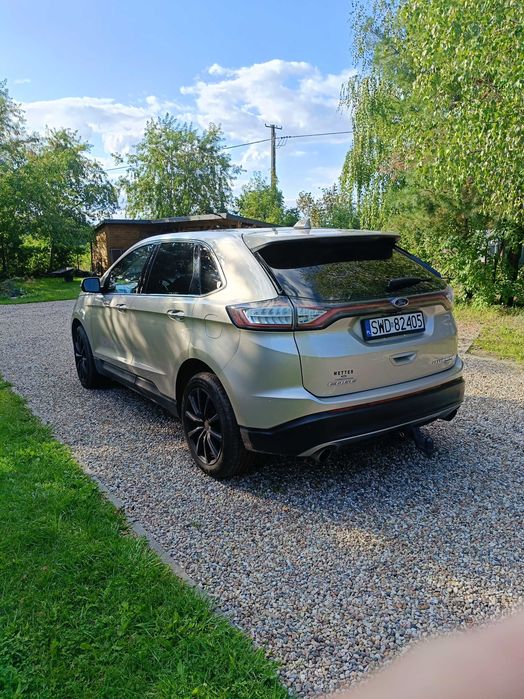 Ford Edge Titanium