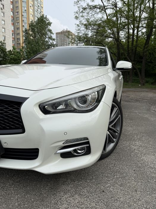 Продам Infiniti q50 2.2d