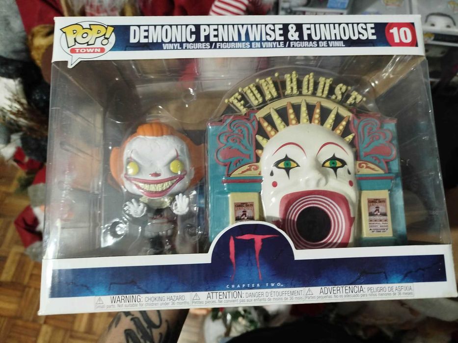 Funko Pop Pennywise Funhouse