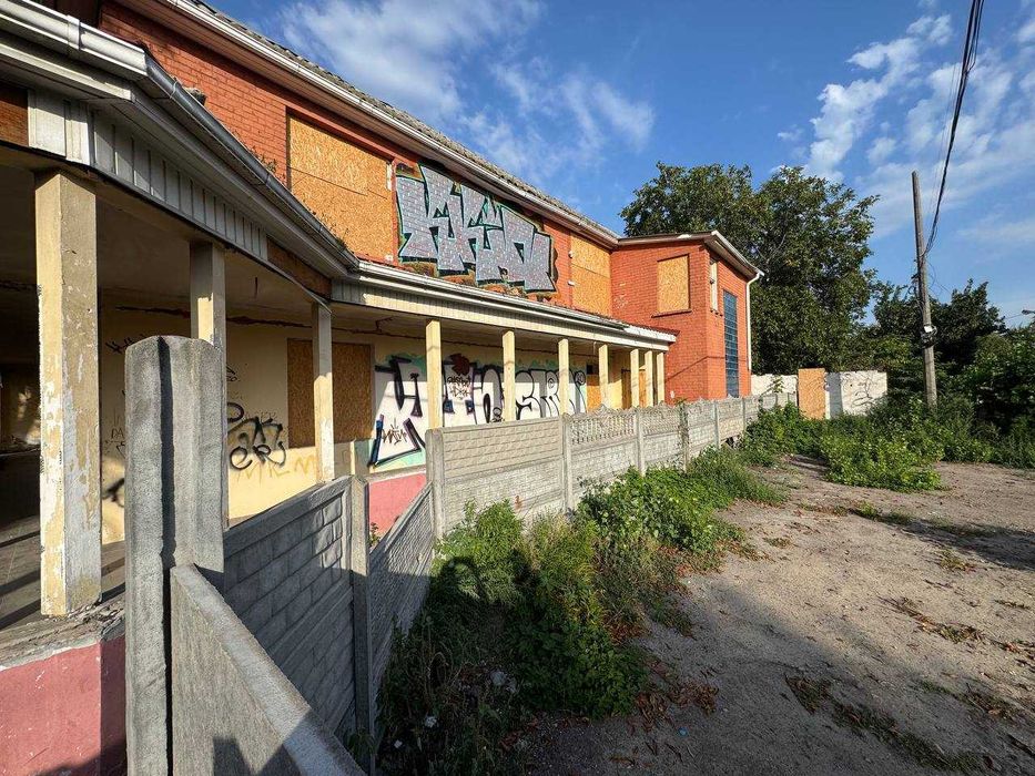 Продам під бізнес 630 м2 на 10 сотках вул Воїнів-Афганців 5, Бровари