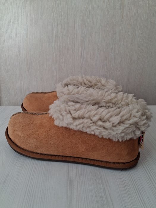 Тапочки уги з натуральної овчини Celtic&Co