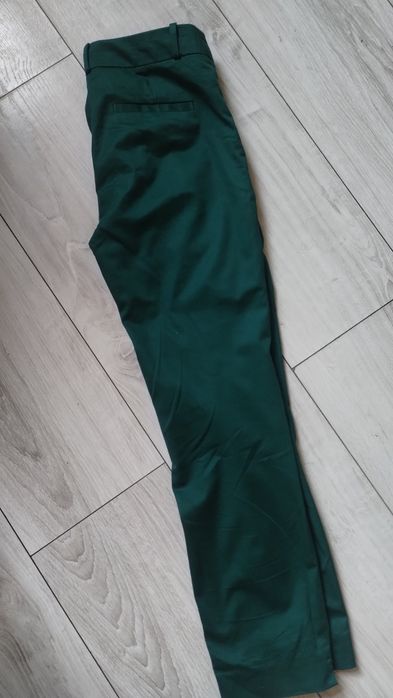 Zielone spodnie .