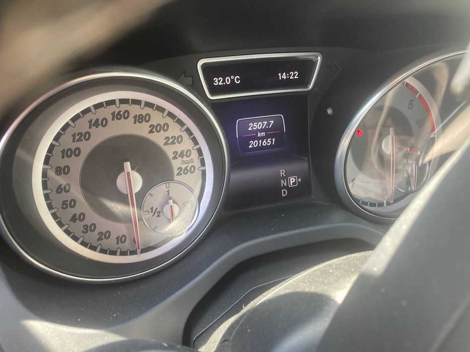 MERCEDES-BENZ CLA 180 cdi 2014